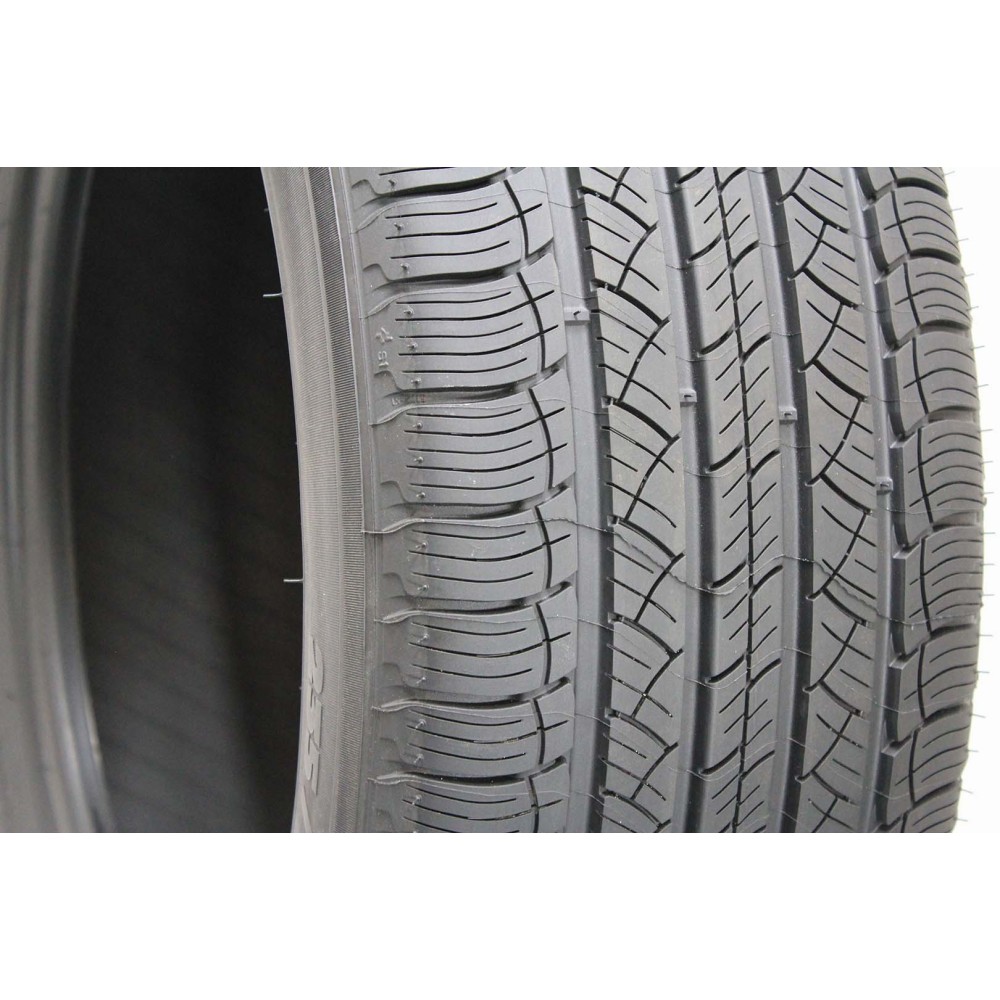 Michelin Latitude Tour HP 255/70 R18 116V XL