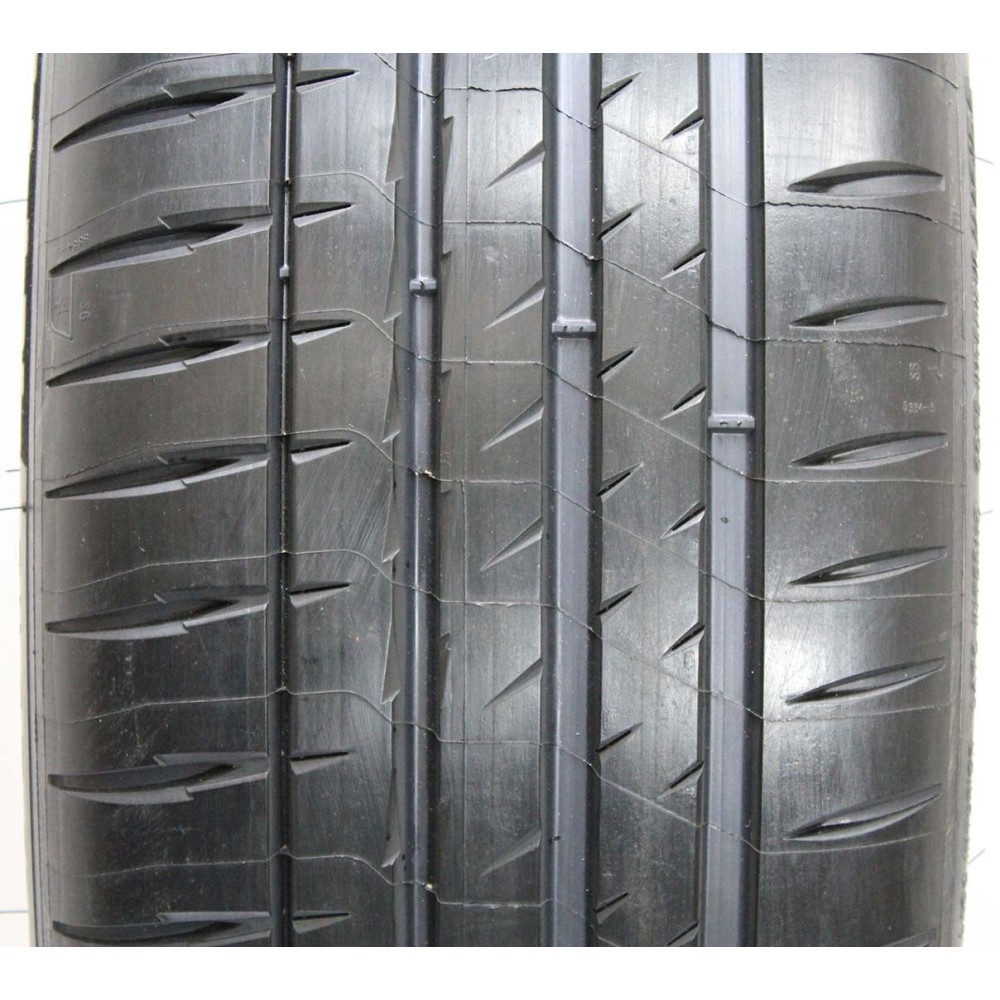 Michelin Pilot Sport 4S 285/35 R22 106Y XL